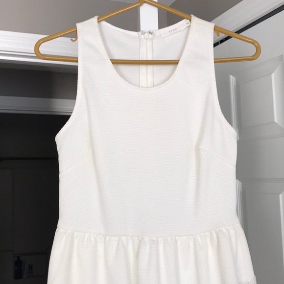White/cream skater dress with lace detail - Picture 3 of 5